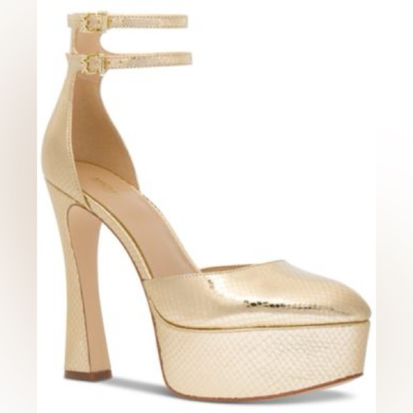 Elegant Gold Platform Heels - Picture 2 of 14